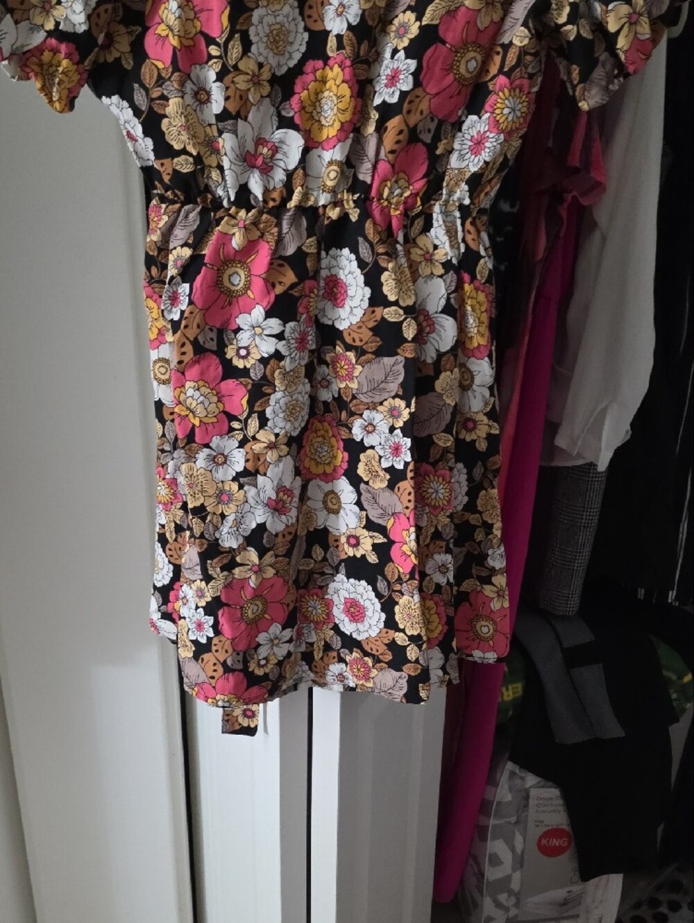 Women's Sheer Floral Garment - Picture 8 of 8